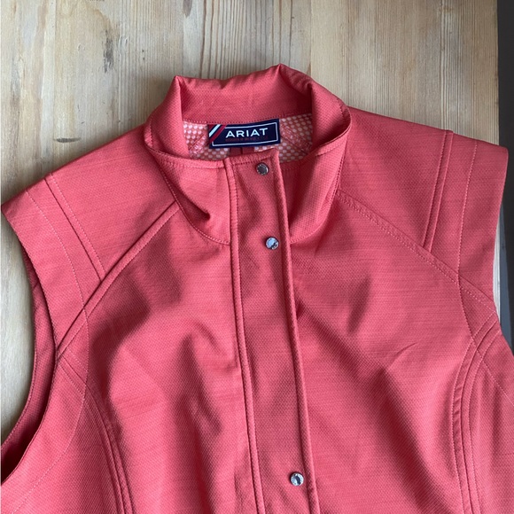 Ariat Softshell Vest - Picture 10 of 10